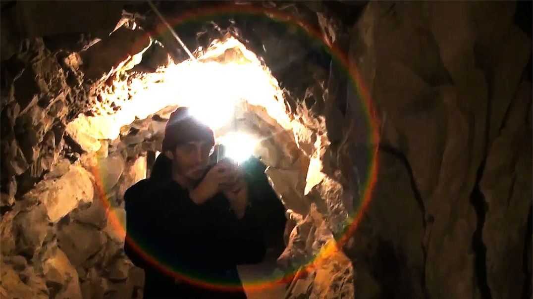 ⁣A Psychedelic Drug Lab Inside a Volcano_ HAMILTON'S PHARMACOPEIA