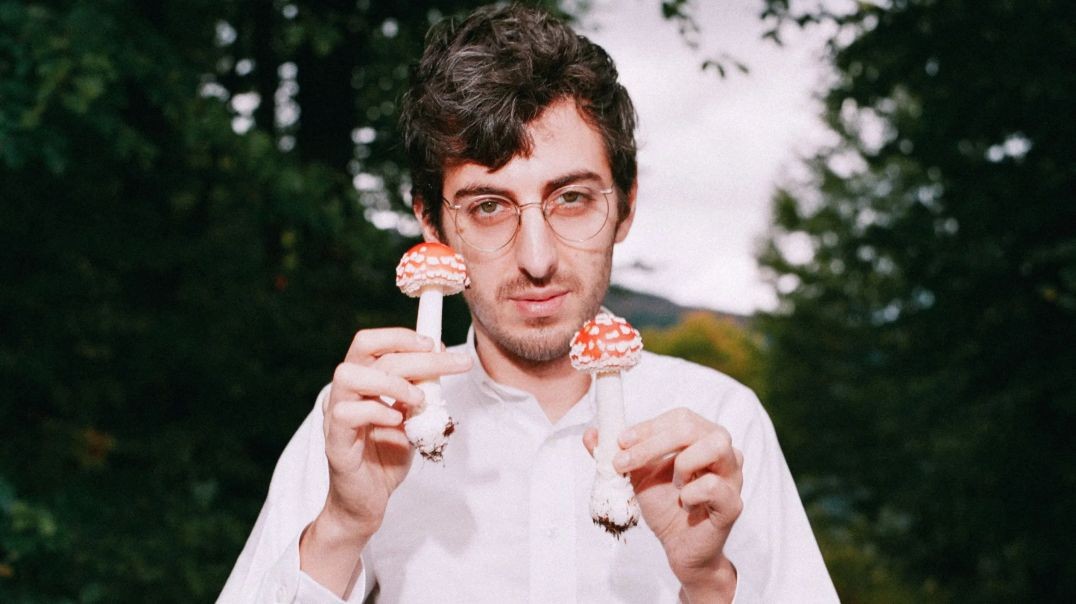 ⁣Tripping on the World's Oldest Psychedelic _ HAMILTON'S PHARMACOPEIA