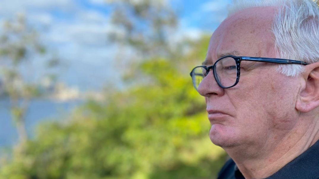 ⁣When pills stopped working, Andrew Robb looked to psychedelic drug therapy _ 7